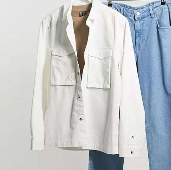 🆕🌿TOPMAN JEAN BUTTON DOWN🌿 - Picture 10 of 10